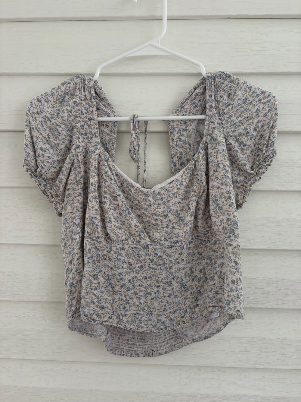 American Eagle Floral Puff Sleeve Open Back Tie Blouse XL Cottagecore